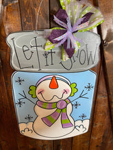 Load image into Gallery viewer, Winter door hanger, snowman door hanger, let it snow door hanger, gift for mom
